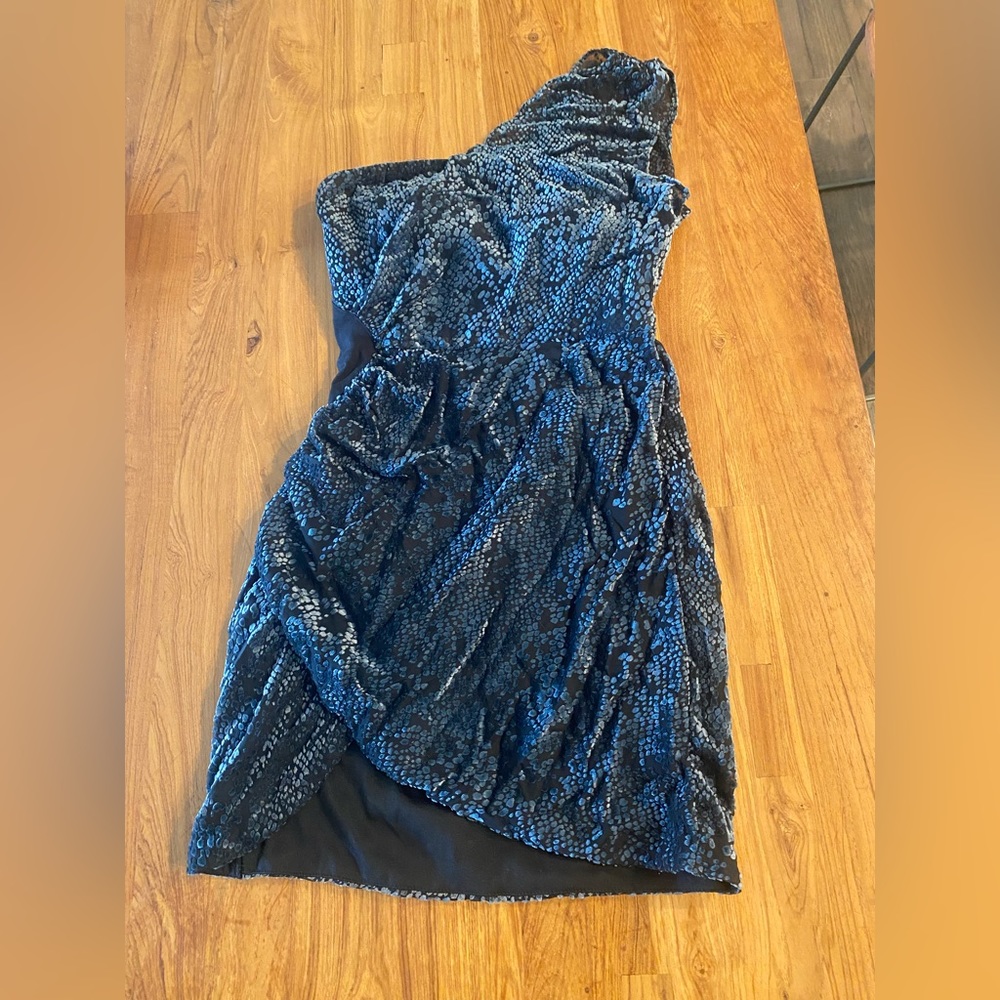 NYE! New no tag Urban outfitters silence and noise cocktail party holiday dress